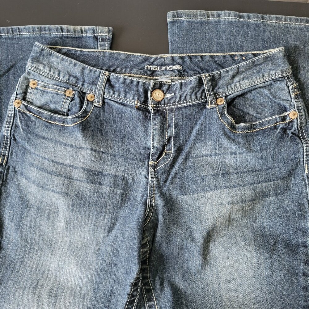 NWOT Maurices Women’s Jeans, Size 11/12, Curvy Fit, Denim, Cute Back Pocket, - Picture 5 of 8